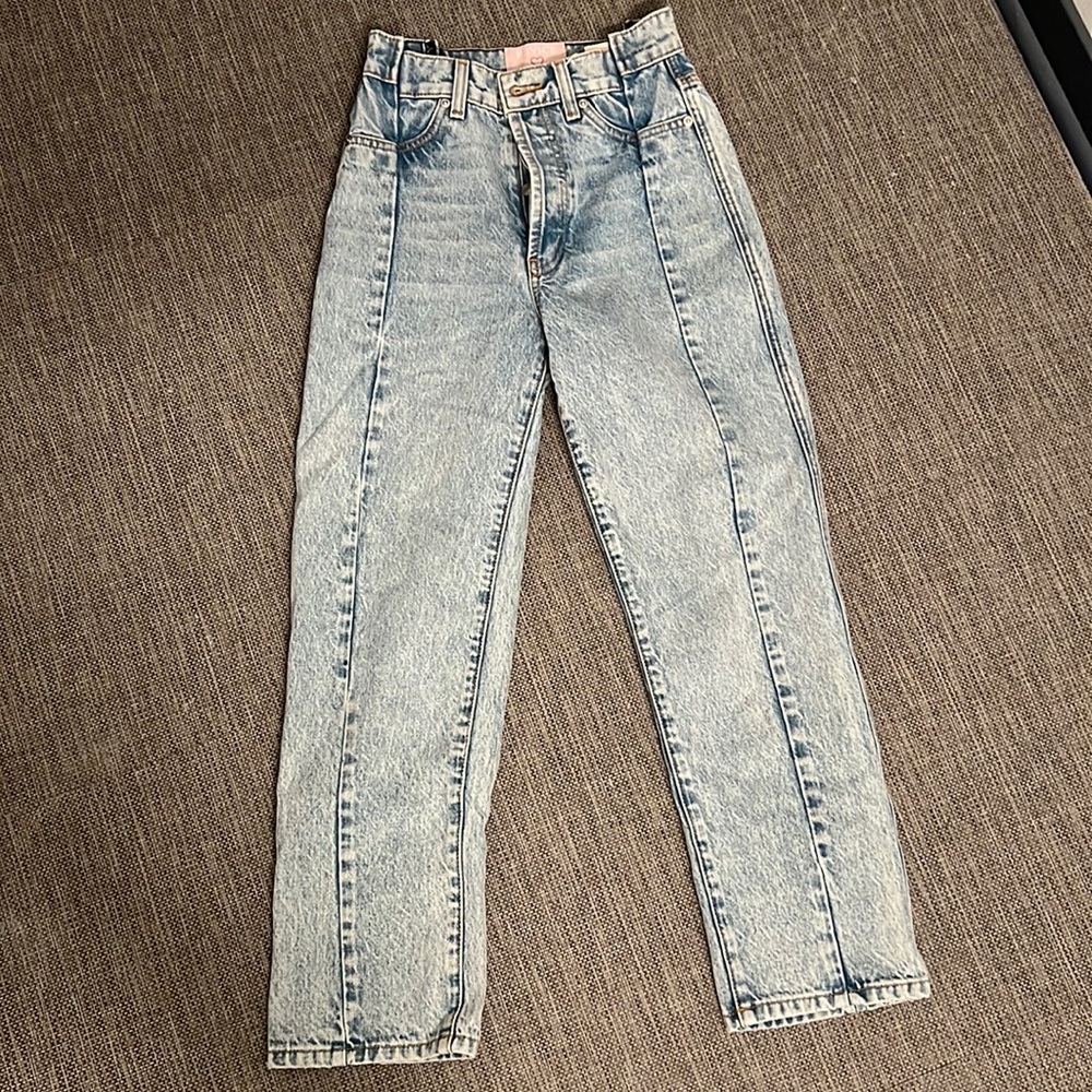 Revive Seamed High Waist Jeans “Different Views”